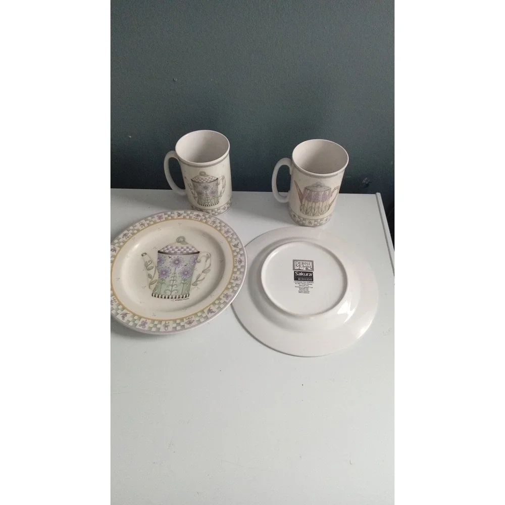 Debbie Mumm charming teapot